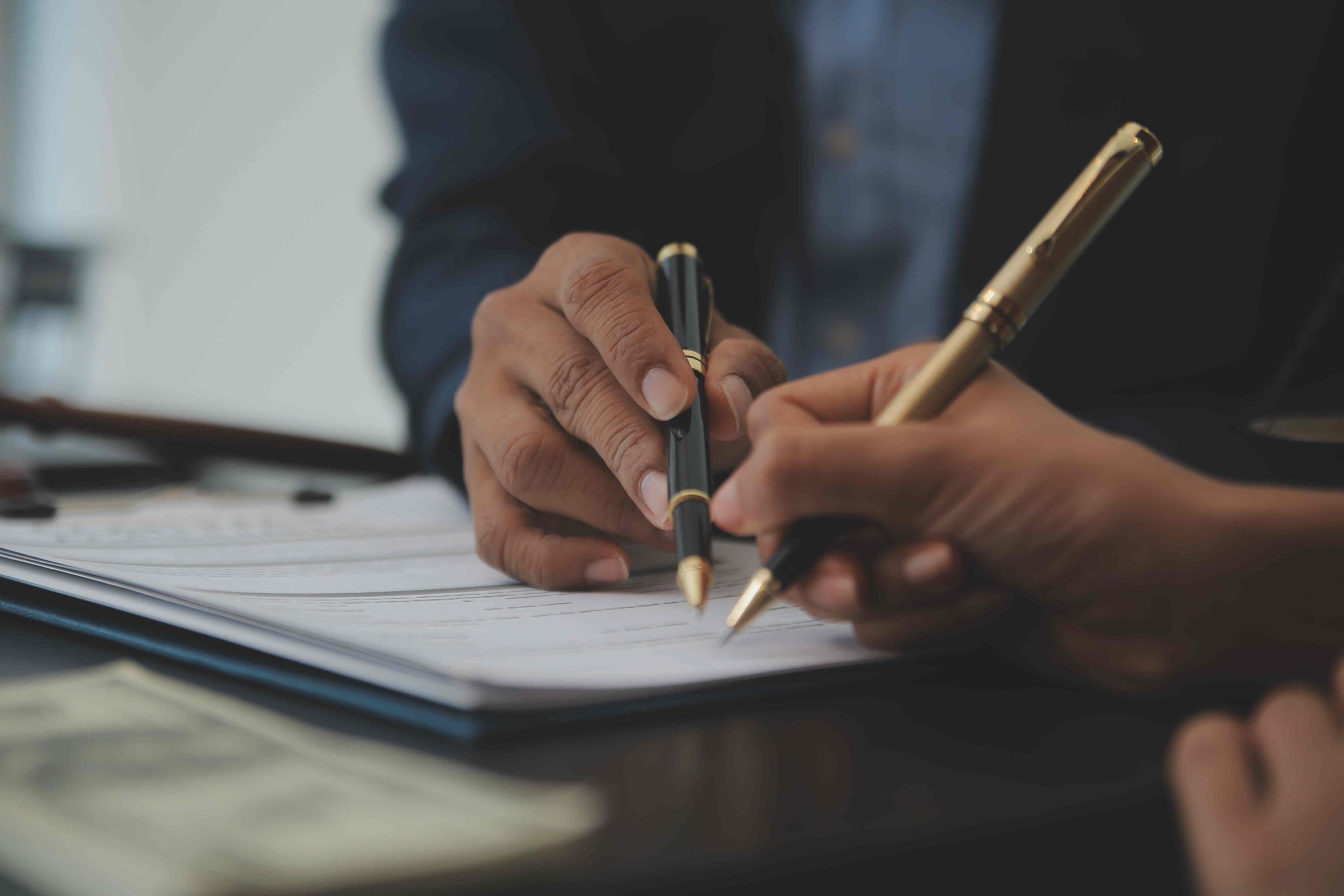 תנו למומחים לטפל בניתוק תושבות לצורך ניתוק מס